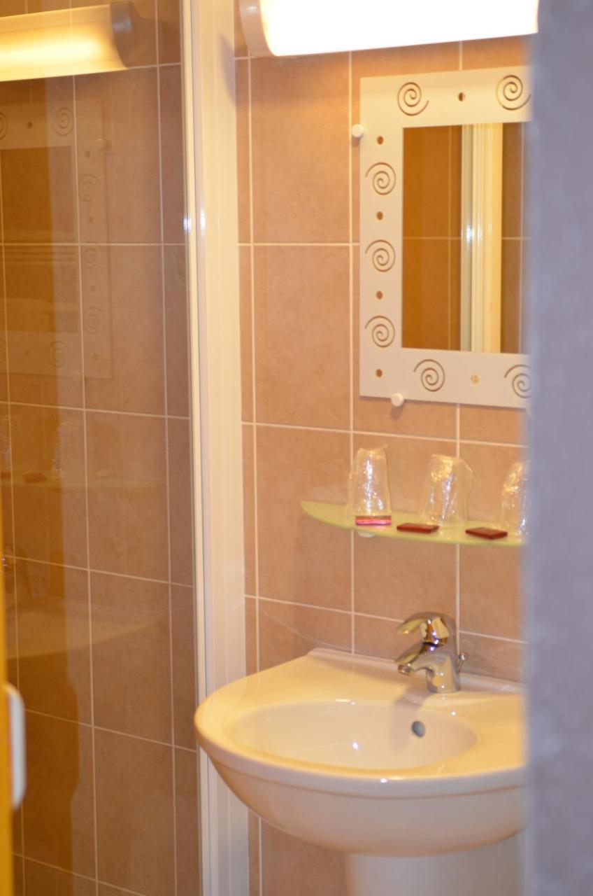 Hotel Au Fil De L'Eau Seyssel Kültér fotó